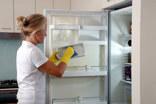 Xem ngay cách khử mùi tủ lạnh đơn giản mà hiệu quả