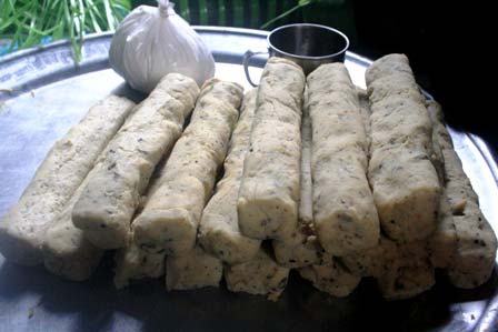 Bánh tét làng Chuồn