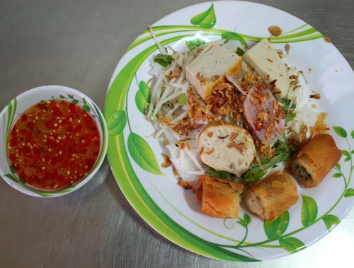 Bánh ướt - bánh cuốn Sài Gòn