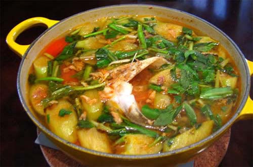 Cá nhám giàu nấu canh chua sả nghệ Kiên Giang